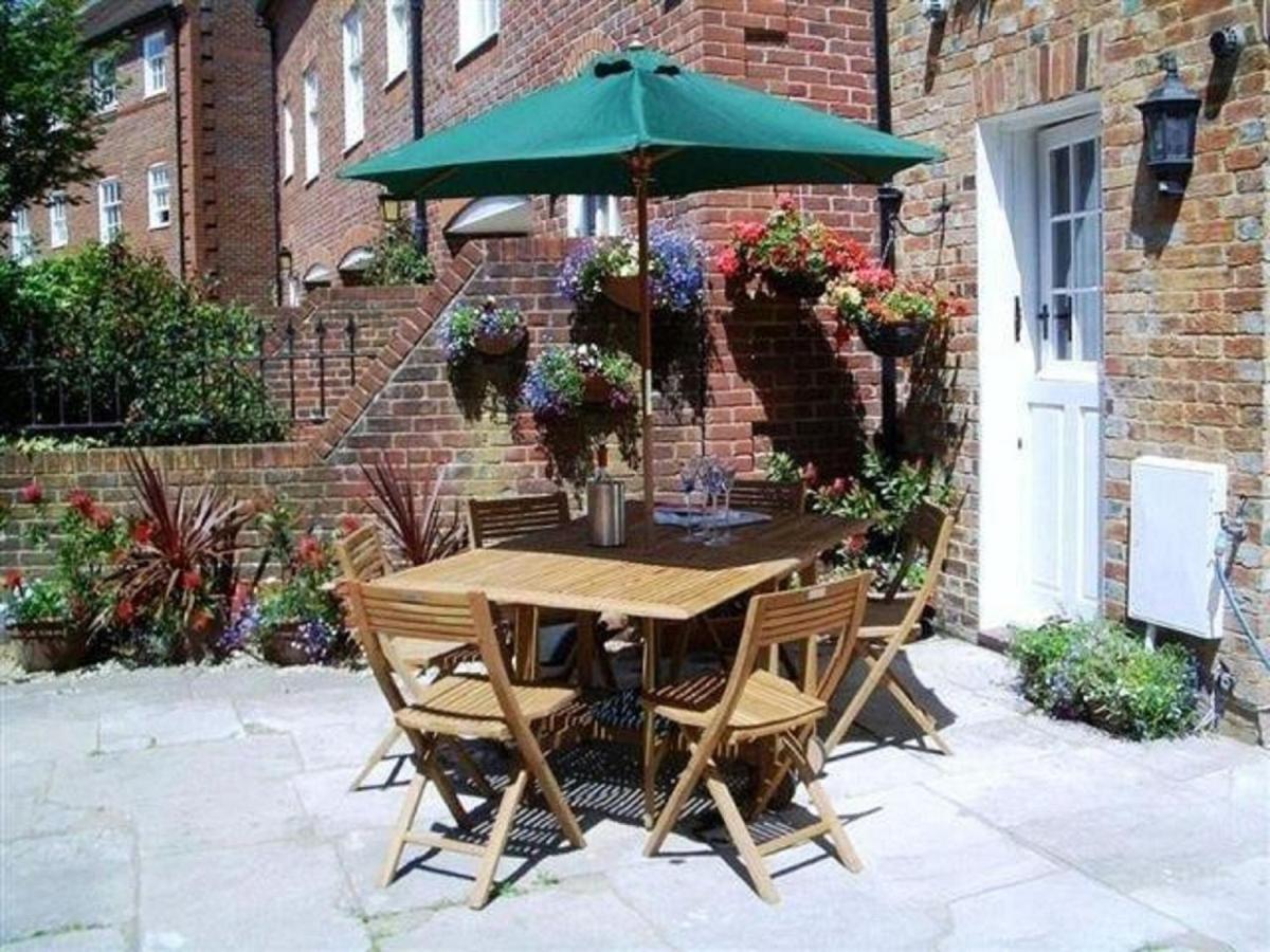 The Quay - Old Town Poole B&B - Great Location - Secure Free Parking Екстер'єр фото